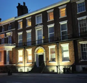 Roscoe House - Image 3