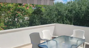 House Toni - Image 2