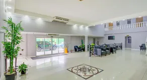 Airport Suites Hotel - Image 3