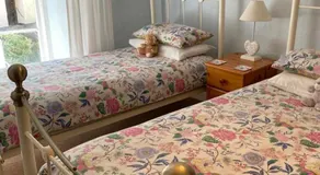 Lemon Cottage - Image 2