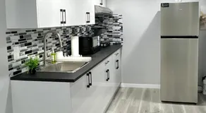 Spacious Entire Basement Suite with Free Parking Self Check In - Image 5