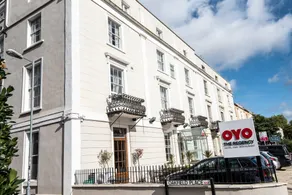 The Regency, Clifton Bristol by Belvilla - Image 2