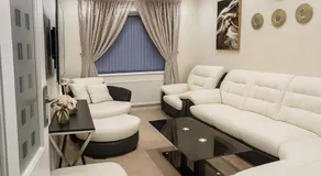 Decor Dreams - Luxury Family & Business Stay - Image 2