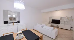 Home & Corso Elegant City Stay Avellino -Casa Vacanza con Terrazza Privata - Image 2