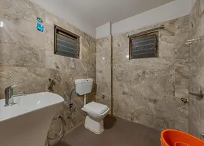 Hotel Adarsh 5 Minute Walk From Mahalaxmi Temple Kolhapur - Image 5