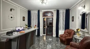 White Wood Chalet - Image 3