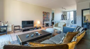 Modern Apartment with Balcony near Tivoli & Metro - Image 4