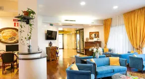 Melas Hotel - Image 5