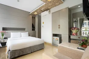 Lucky Star Hotel Nguyen Trai Q5 - Image 2