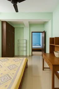 Spacious 2BHK apartment near airport - Image 2