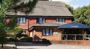 Travelodge Bracknell - Image 4