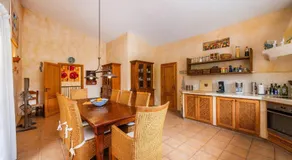 Maison de campagne \"Can Xerpeta\" avec vue sur les montagnes, piscine privée et Wi-Fi - Image 4