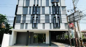 Sans Vibes Hotel Damai Yogyakarta - Image 4