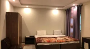 Hotel Silver Oaks - Image 2