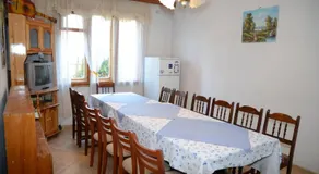 Kristal Guest House - Image 4