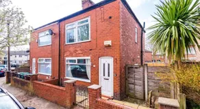 Stylish 3BR-Colourful-Sleeps 5 - Image 4