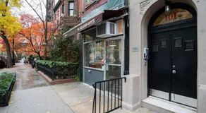 11-4F Prime west village designer 1BR - Image 3