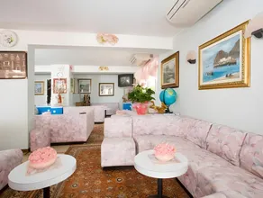 Hotel Sanremo - Image 2