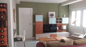 Precioso piso en Almería centro con parking gratis - Image 2