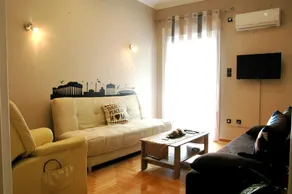 Appartement à Gazi avec vue sur l'Acropole - Image 2