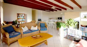 Ocean House Holiday Accommodation - Image 2