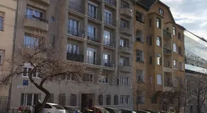 Panoramic Hideaway in Central Buda - Image 4