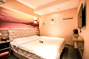 Dalian Yifan Theme Hotel - Image 2