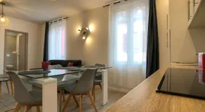 Charming Home - City Center Cosy Apartments - Image 5