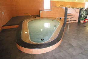 SPA SOLANI Yamato Onsen Kure Ekimae store - Image 5