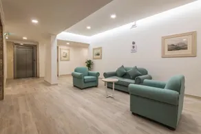 Oasis Hotel - Image 5