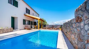 Holiday Home 4200-1 for 8 Pers in Lukoran - Image 4