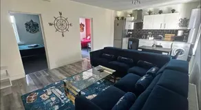 HP Wizards Corner Spacious 4 bed near Watford Junction - Image 2