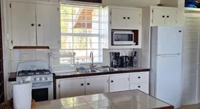 Charming cottage located in Cap Estate - Orchid Cottage home - Image 5