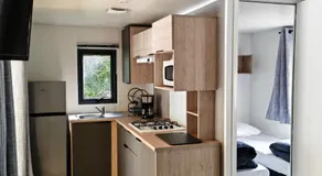 Mobilheim mit Grill, Garten und Terrasse - Image 3