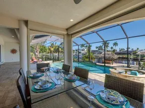 Villa avec piscine privée, barbecue et jacuzzi | Vue sur l'eau - Image 2