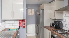 Middlesbrough Town Centre Double Private Rooms - Image 4