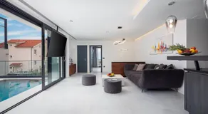 Villa royale 1 with pool - Image 5