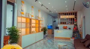 LINH CHI Hotel - Image 2
