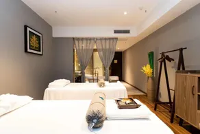 Zhongjin Hotel - Image 2
