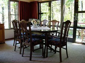 Avarest Bed & Breakfast - Image 3