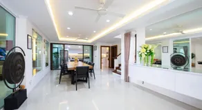 Rudi House - Image 5