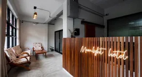 Moonlight Cafe and Hotel - Image 4