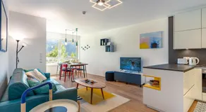 Apartment Top 5 Alpe maritima Seeblick-Bergkulisse by Interhome - Image 2