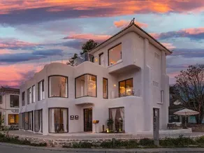 Dali Yilan Seaview Resort (Erhai S Bay Store) - Image 4