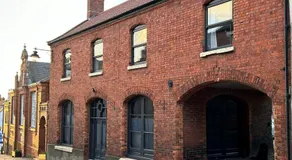 Caistor Bed & Breakfast - Image 2