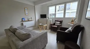 Bel appartement plein centre à 200 M de la plage - Image 3