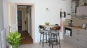 Les Milahinas - Image 3