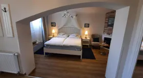 Hotel Excellent - Image 2