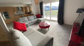The Duplex Nairn- Spacious 3 Bedroom with sunny balcony - Image 2