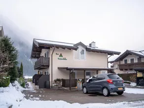 Apartment with Terrace in Hollersbach - Image 2